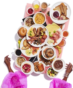 Esmorzar diari d'estil bufet (20.00 USD per persona)