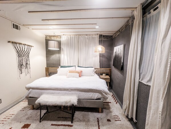 1 bedroom, desk, iron/ironing board, travel crib