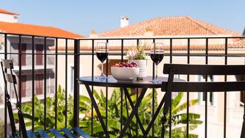 Deluxe Double or Twin Room | Terrace/patio