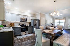 Fridge, microwave, oven, stovetop - Charming Cades Cove Condo - Community Amenities! (Townsend)