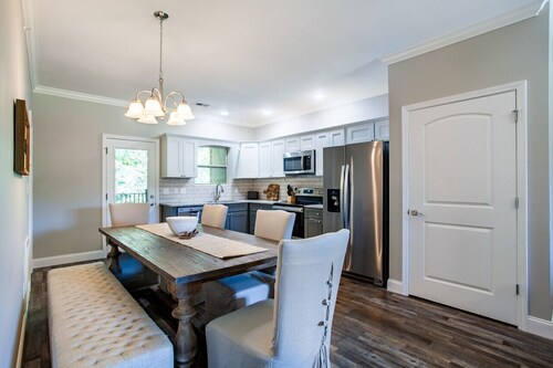 Charming Cades Cove Condo - Community Amenities!