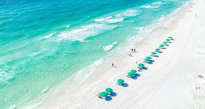 Beachfront Condo with Gulf Views, PB, Tennis, 2 Pools, Hot Tub, Pets welcome