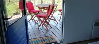 Large vacation home 800m from the beach and cabins of Gouville-sur-mer!