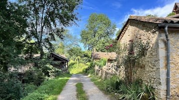 Enceinte de lâhĂ©bergement