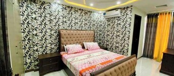 403 Luxury 1 Bed apartment!