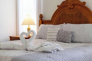 4 Schlafzimmer, Bügeleisen/Bügelbrett, WLAN, Bettwäsche