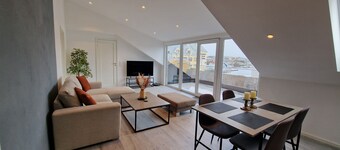 Newly renovated loft apartment with a panoramic view of the sea.