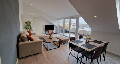 Newly renovated loft apartment with a panoramic view of the sea.