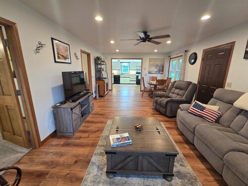 Hillsboro Driftless Guesthouse is cozy and ready for you!