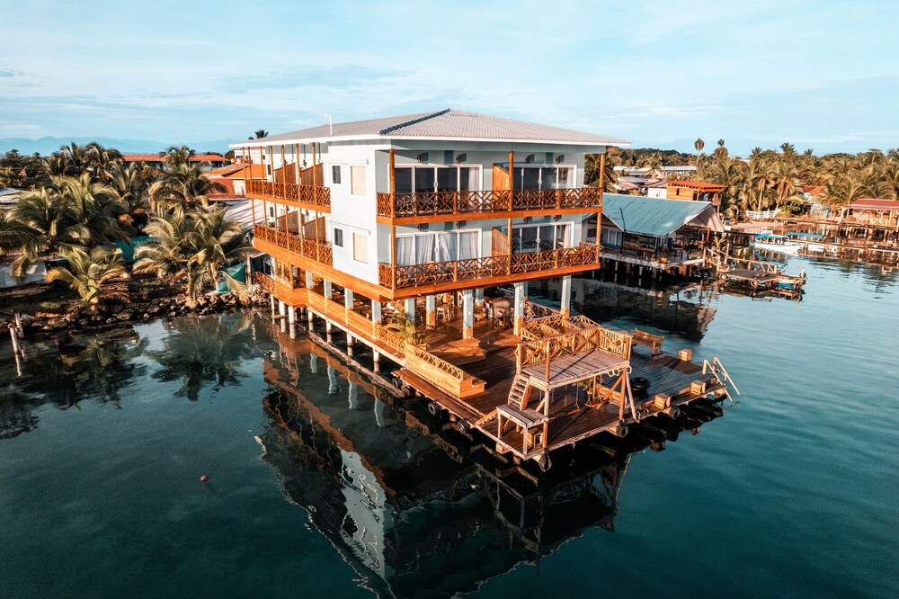 Bambuda Bocas Town - Hostel
