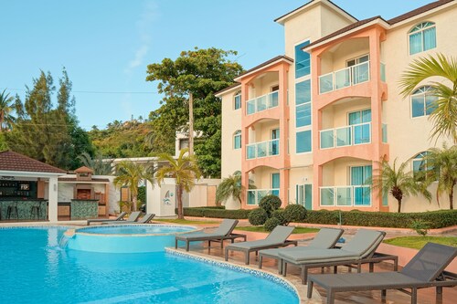 Ria Aparta Hotel