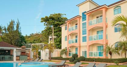 Ria Aparta Hotel