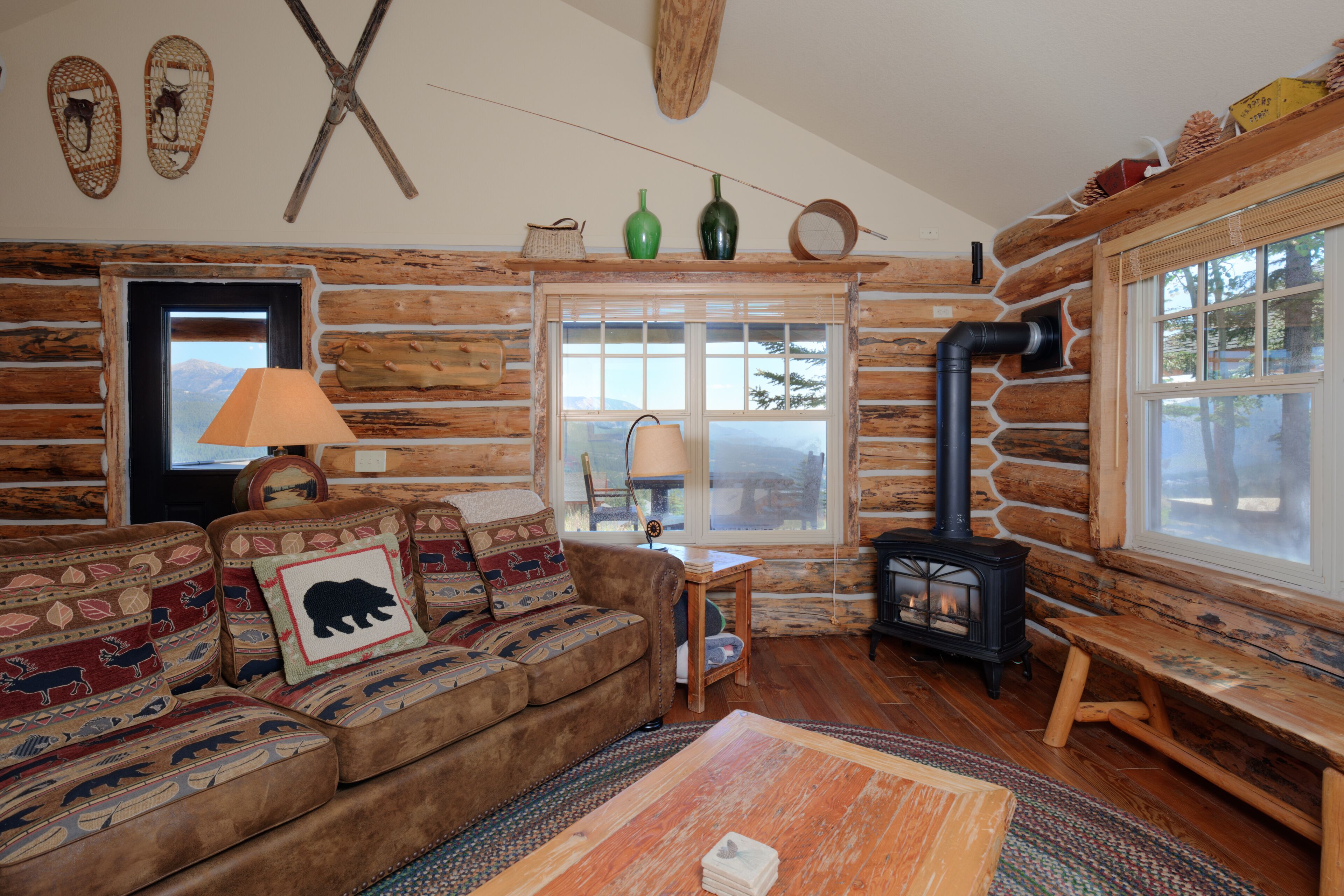 Flachbildfernseher, Kamin