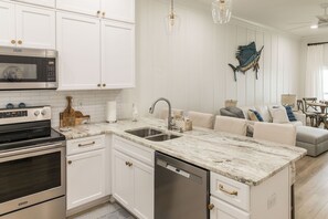 Fridge, microwave, oven, stovetop - SEA SHANTY- Beachfront, Topnotch Comfort & Fully-Stocked! (Mexico Beach)