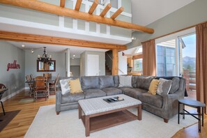 TV, fireplace - Ski-in/ski-out home w/great views & hot tub in Moonlight Basin - Saddle Ridge - Timber Wolf Chalet (Big Sky)