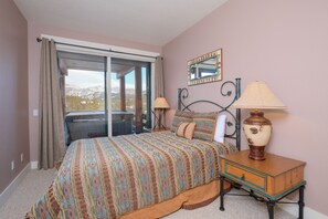 3 soverom, strykejern/-brett, wi-fi (inkludert) og sengetøy