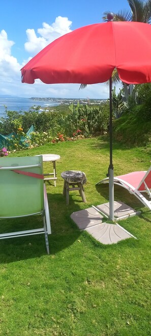 Property grounds - A weekend - a little elopement...  (LE MOULE.)
