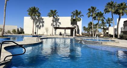 Spacious 3 Bedroom Condo Puerto Peñasco - Minutes from the beach!