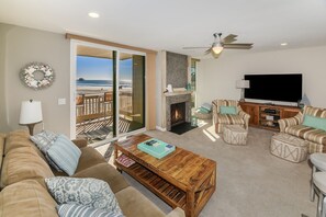 TV, fireplace, foosball, table tennis