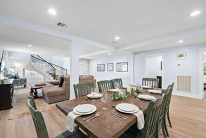 Dining - Large Luxurious Home with Private Pool (Galveston)