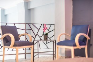 Luokittelematon kuva, 3 kautta 17, painike