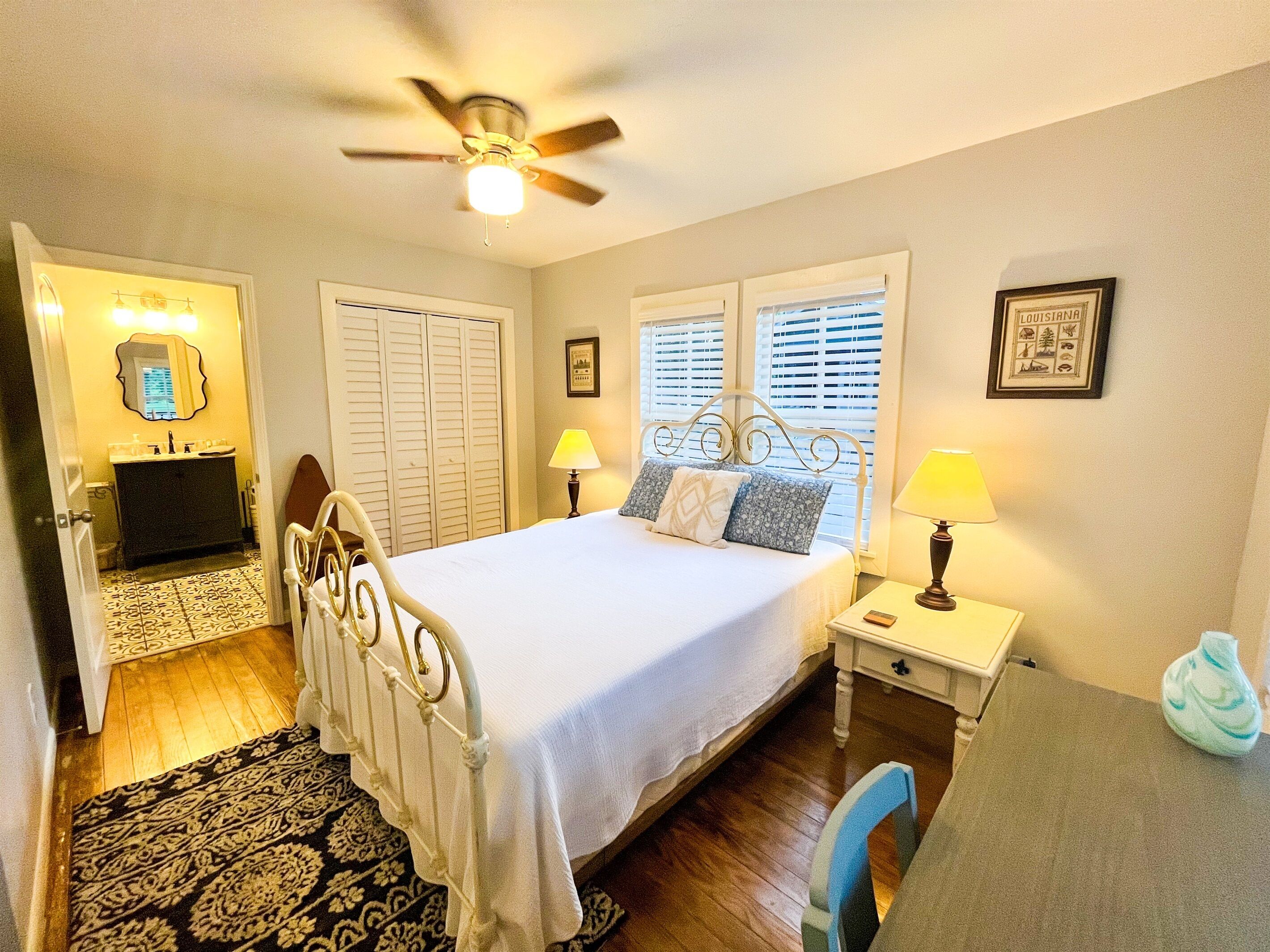 1 bedroom, desk, iron/ironing board, WiFi (free)