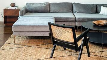 TV, video games, stereo, offices