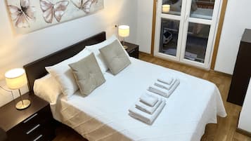 2 Schlafzimmer, Bügeleisen/Bügelbrett, Bettwäsche