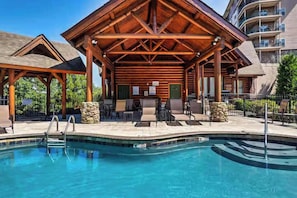 Piscine couverte