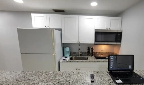 #62 @Fountain 2 bedroom guest home Joyful Mome