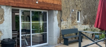 Quiet renoved house for 6 in Saint-Come-du-Mont