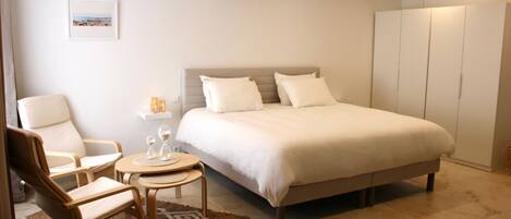 1 Schlafzimmer, Bügeleisen/Bügelbrett, kostenloses WLAN, Bettwäsche