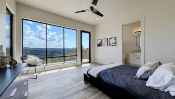 5 habitaciones, colchones con efecto memoria y escritorio