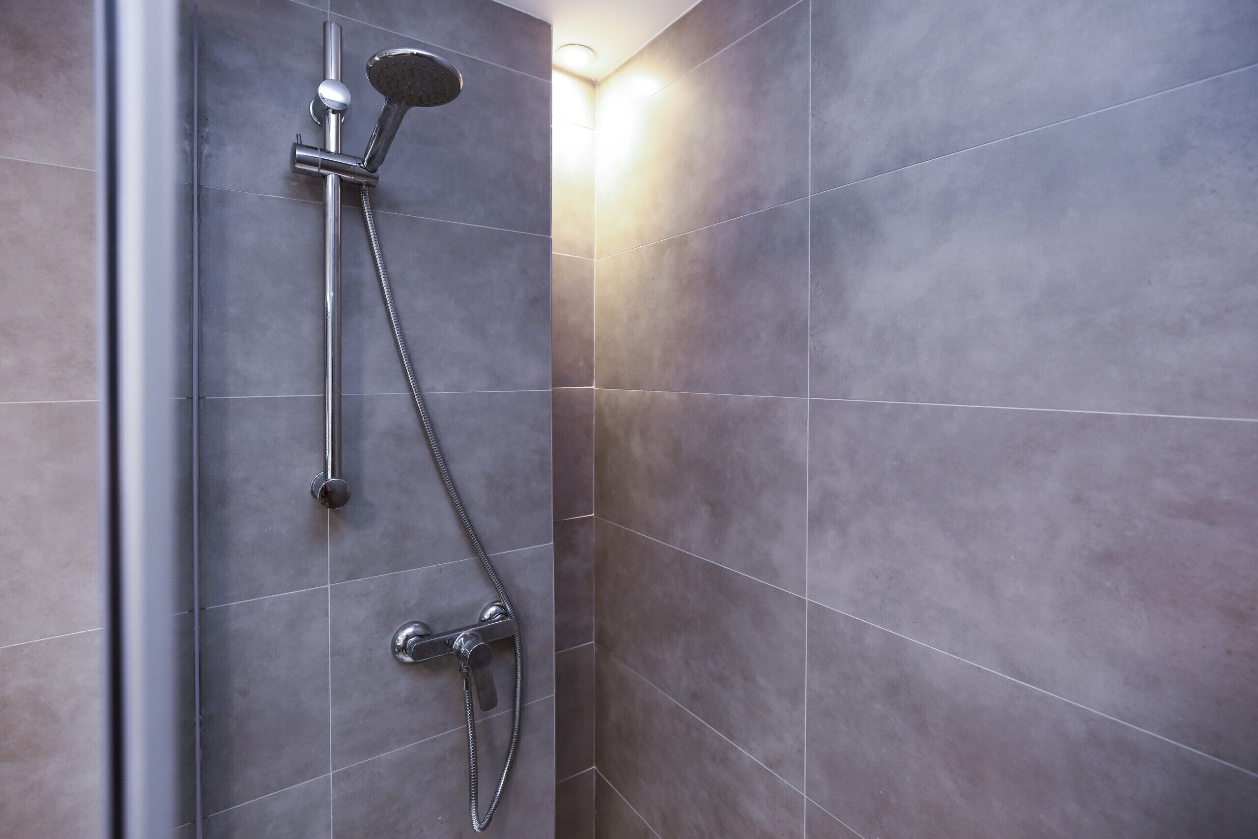 Douche, serviettes fournies
