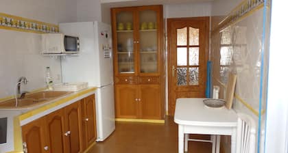 Large and bright apartment in the CENTER near the BEACH