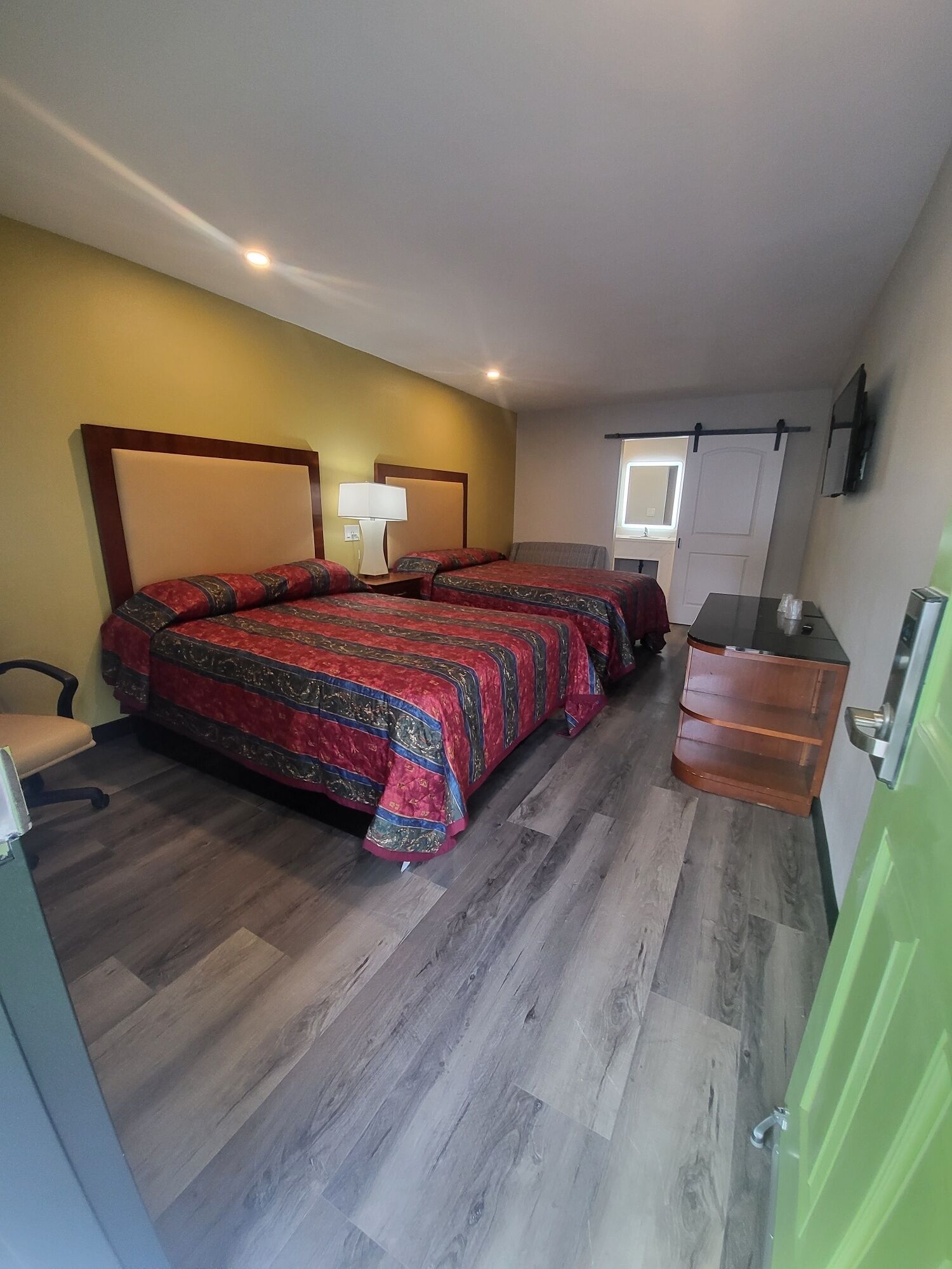 Foto - Stadium Inn & Spas