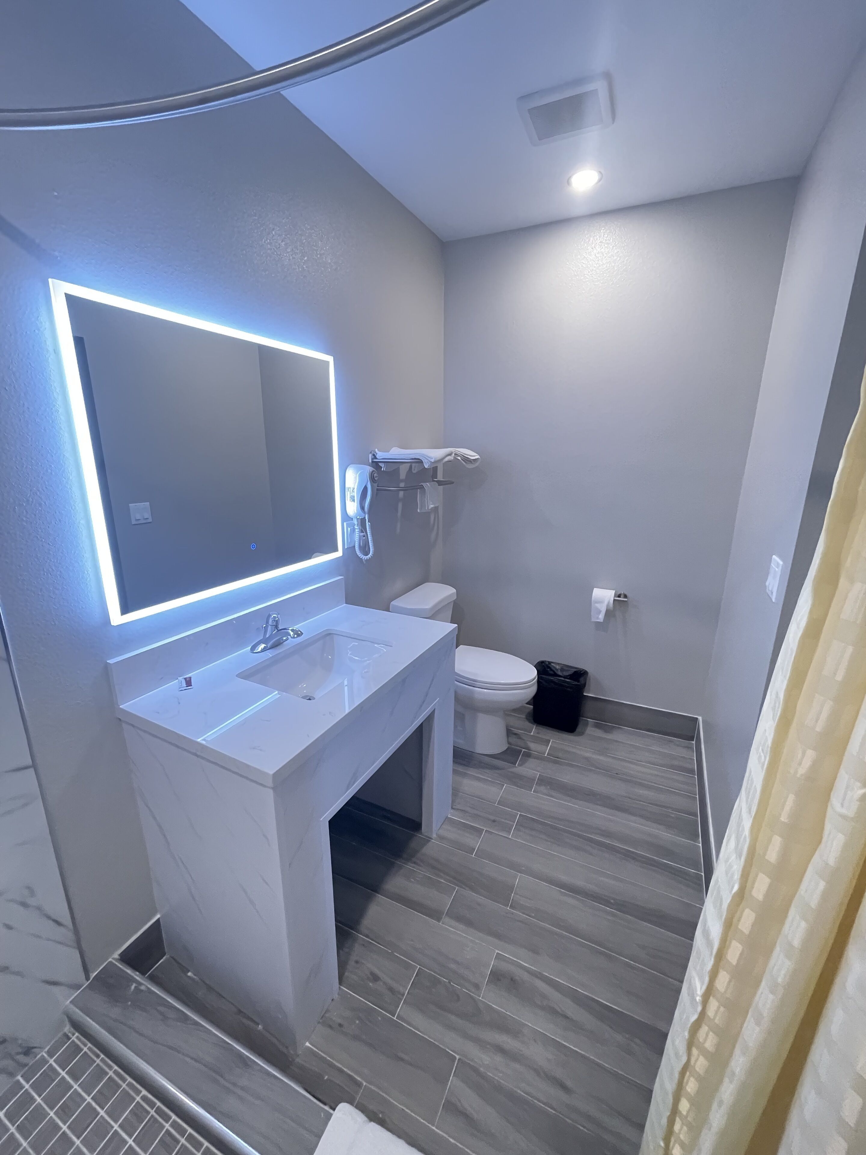 Foto - Stadium Inn & Spas