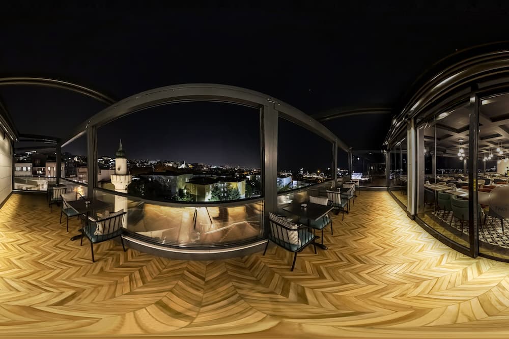 Costera Hotel