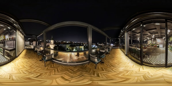 Rooftop terrace - Costera Hotel (Istanbul)