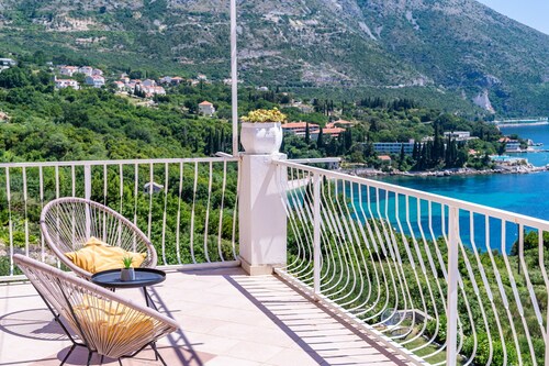 Apartments Sandito - Superior One Bedroom Apartment with Balcony and Sea View