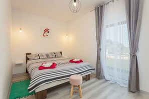 1 Schlafzimmer, Reisekinderbett, kostenloses WLAN, Bettwäsche