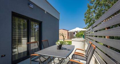 Eco Beach House Peroj - 100 m from the Beach