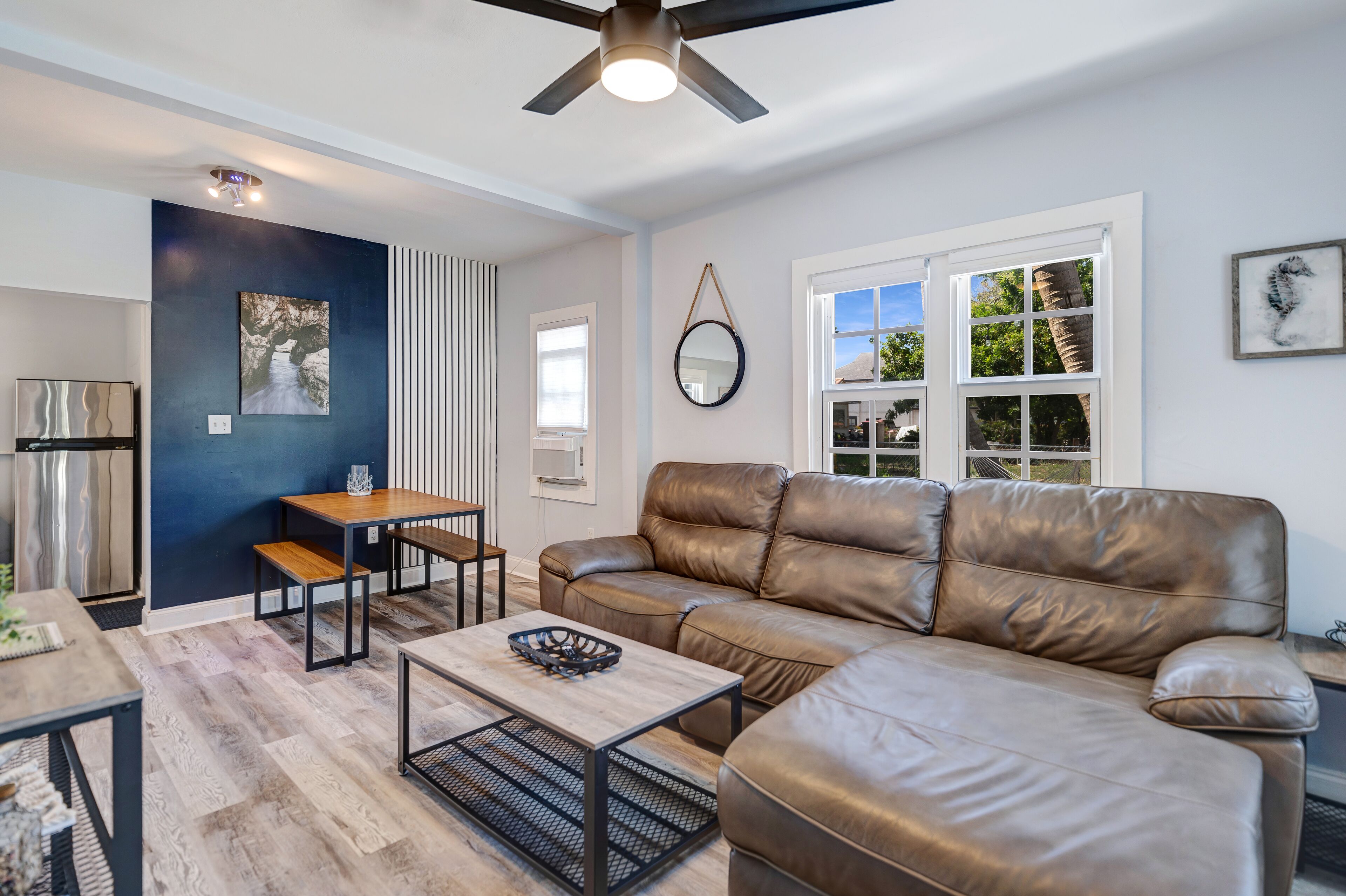 Smart TV, fireplace, music library, video library