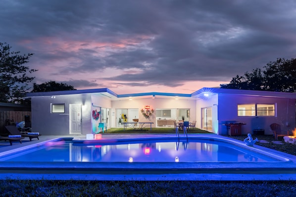 Outdoor pool, a heated pool