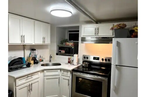 Semi-Luxury 2 Bedrooms  In Uptown Bronx