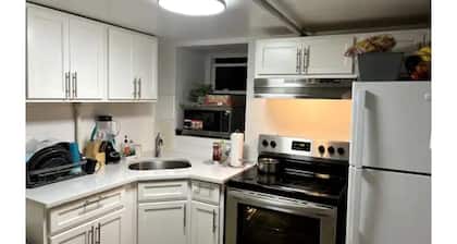 Semi-Luxury 2 Bedrooms In Uptown Bronx