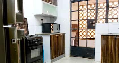 Lavish 2Bedroom Condo With A Pool & Free Parking