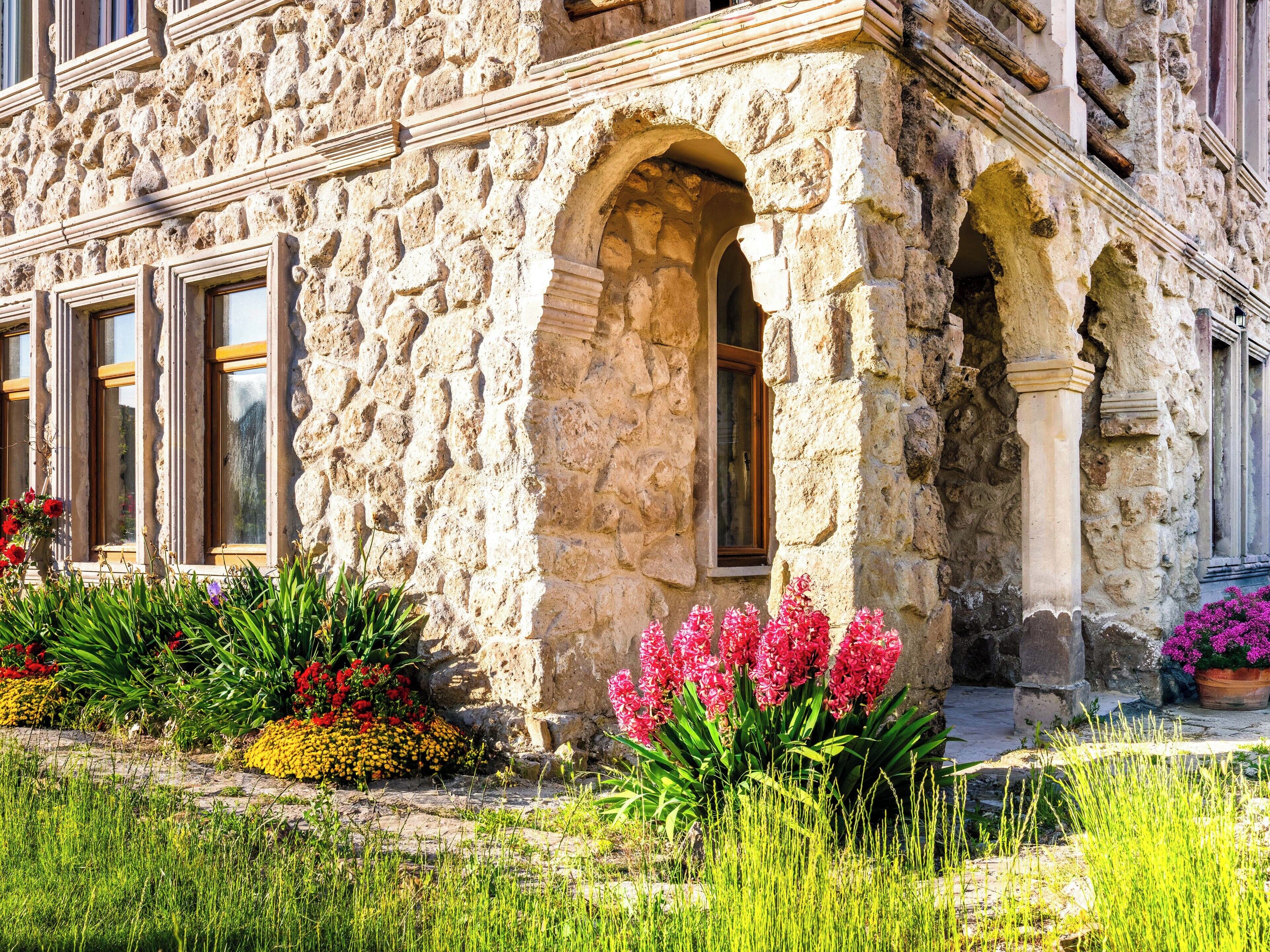 Photo - Ala Stone Hotel