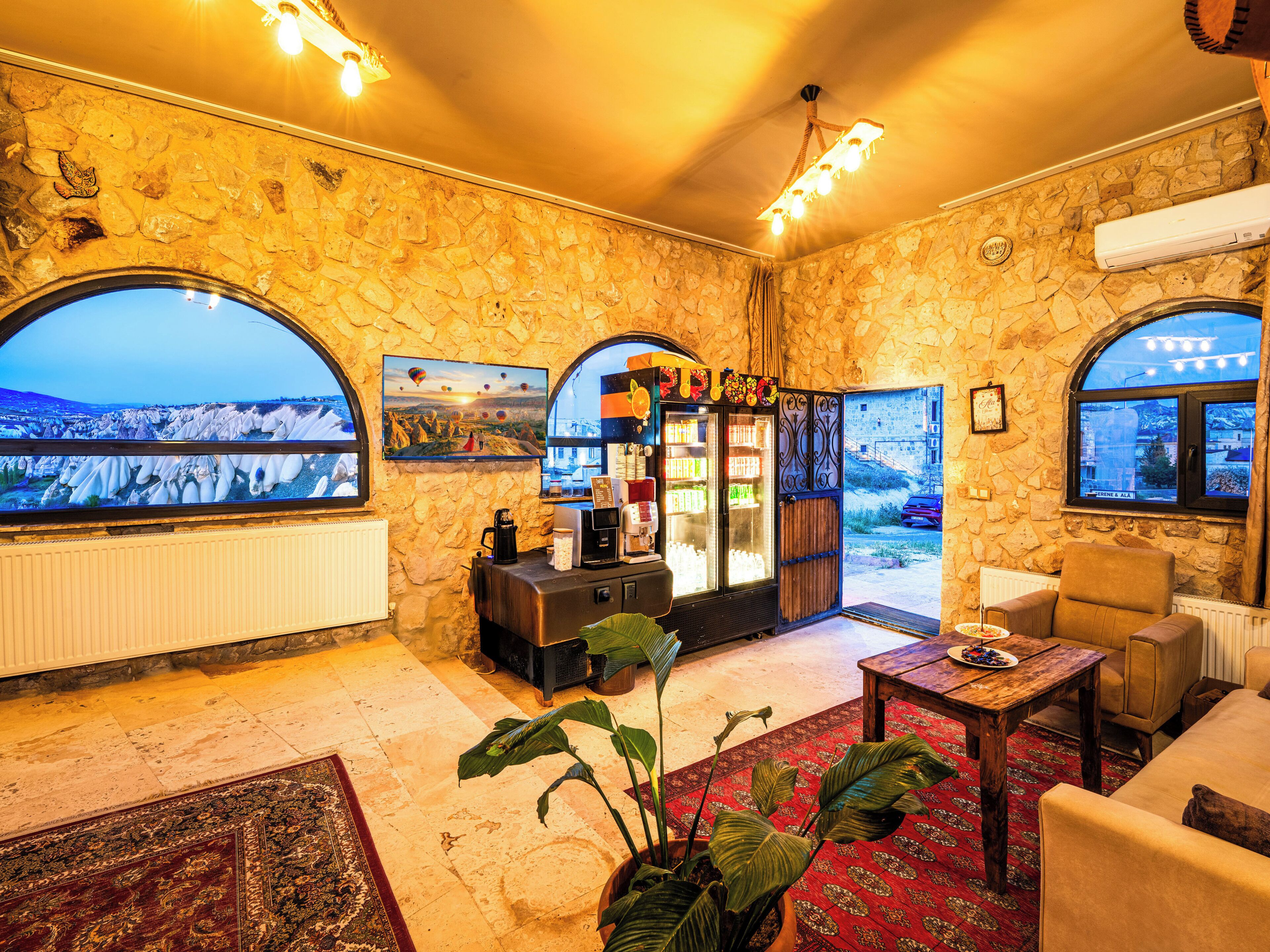 Photo - Ala Stone Hotel