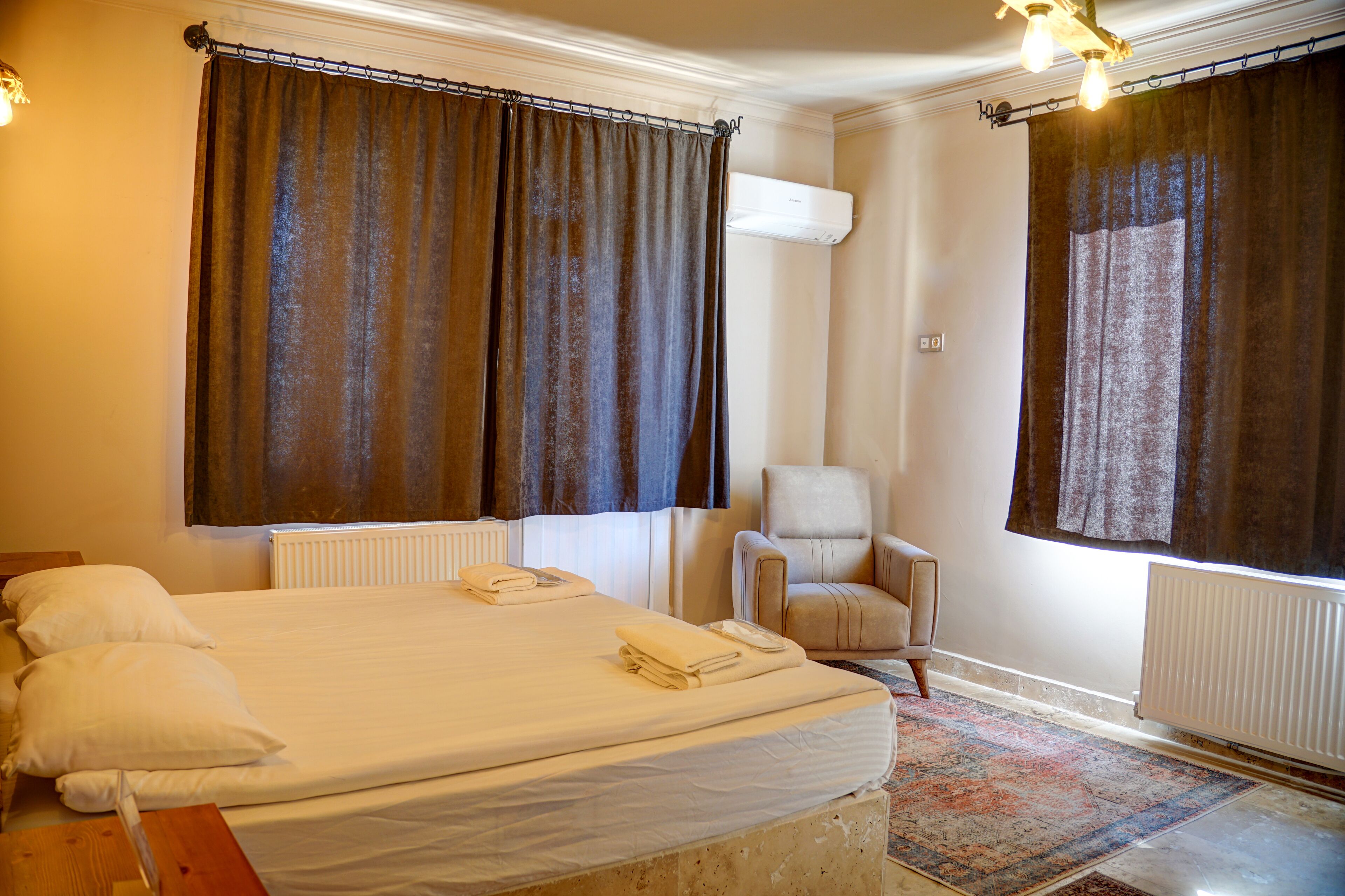 Photo - Ala Stone Hotel